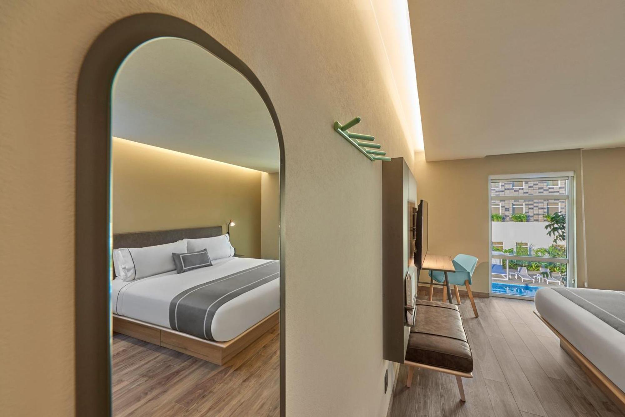 City Express Plus By Marriott Cancun Aeropuerto Riviera Dış mekan fotoğraf