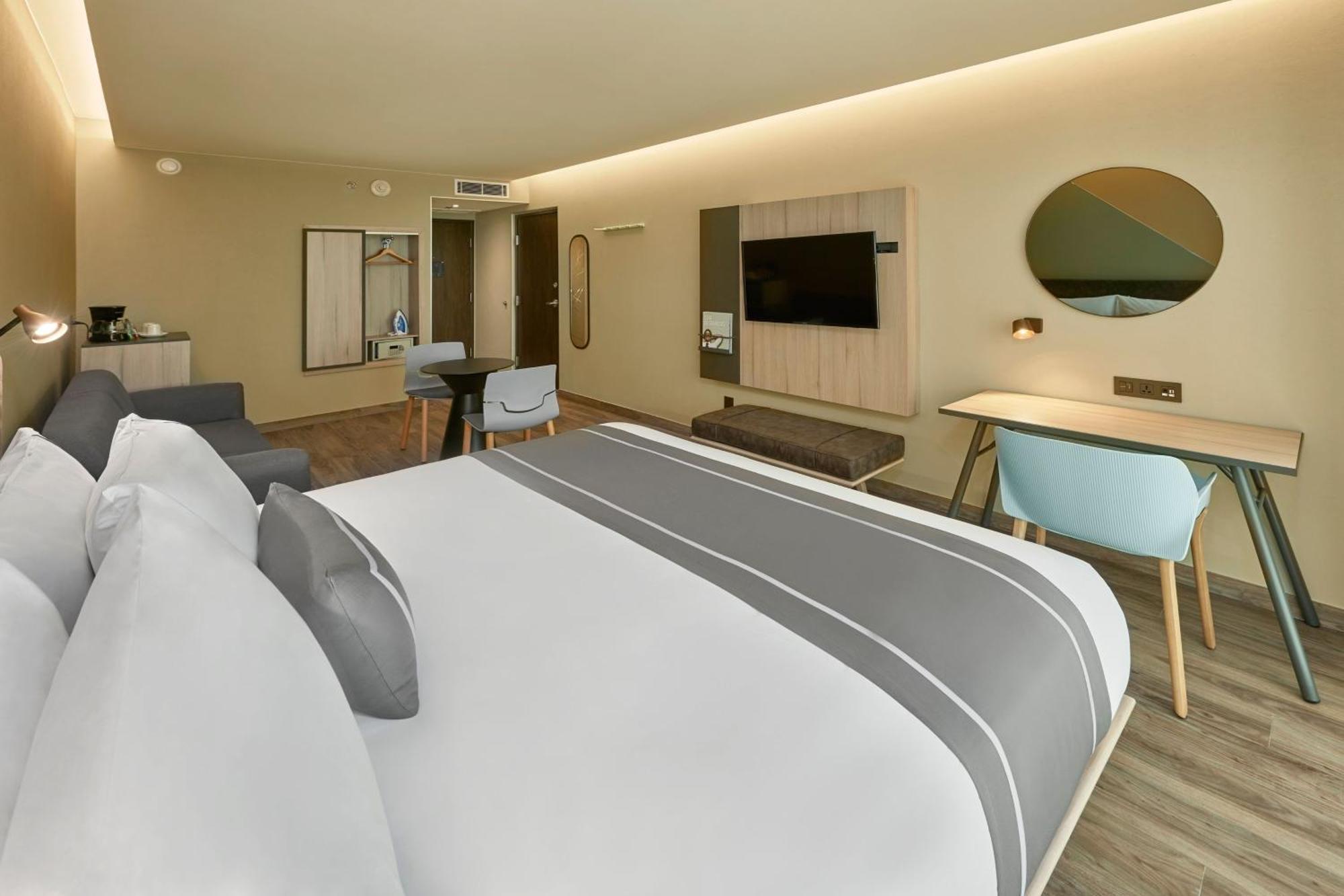 City Express Plus By Marriott Cancun Aeropuerto Riviera Dış mekan fotoğraf